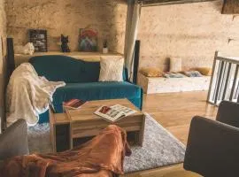 L'intendance - calme et cosy, vieilles pierres