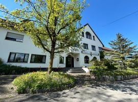 Hotel Spitze Warte，位于Rüthen的酒店