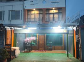 泷溪82民宿，位于太麻里的酒店
