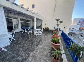 Duplex Monastir avec terrasse sur la marina，位于莫纳斯提尔的公寓