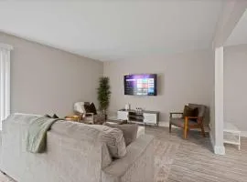 Relax & Unwind in Rochester Cozy Vacation Spot