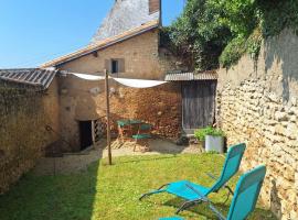 La maison du Donjon，位于Airvault的酒店