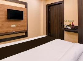 Super Townhouse OAK Bulbuli Neer，位于加尔各答的酒店