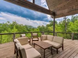 Serenity Mountain Cabin With Hot Tub Pet Friendly