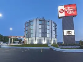 普拉泽酒店及套房