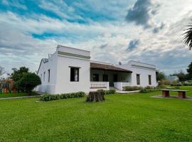 Cerros de Terciopelo hotel boutique，位于Rosario de Lerma的酒店