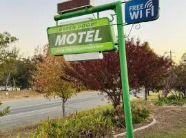 Green Door Motel