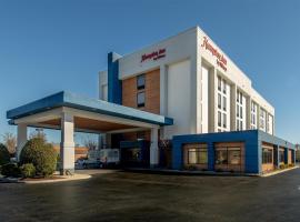 Hampton Inn Newport News-Yorktown，位于纽波特纽斯的酒店