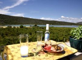 Mailia Lagoon，位于维瓦里的酒店