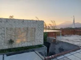 Channel Stay at Machaka Villa Bandungan