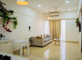 Le Plaisir at Lodha Belmondo 2 mins walk to Golf，位于Dehu Road的酒店