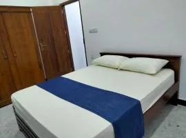Check Inn Motel