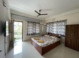 Maria's Homestay - 2 BHK，位于西里古里的酒店
