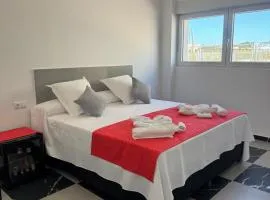 B6 Hotel