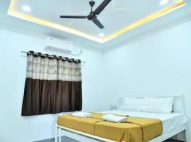 Jayshree Cottages，位于Tuljapur的酒店