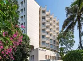 Vivanta Ernakulam, Marine Drive
