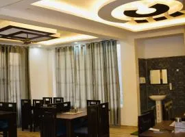 La Monal Hotel