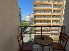 Edi apartment with a sea view