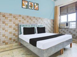 Hotel O SAMRAT HOTEL，位于Bahjoi的酒店