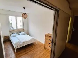 Spacious 2 Bedroom Apartments with Balcony ALT 153 - Self Checkin