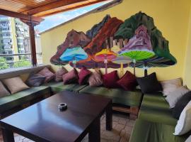 Hostel Albania Villa，位于地拉那的酒店