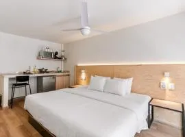 Liquidámbar By Homirent