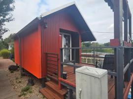 Yachthafen Karner Bootsverleih，位于Mukrena的酒店