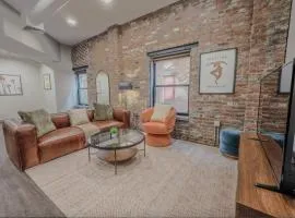 Charming 1 Bedroom Apt Laundry in Unit