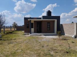 Jacarandas，位于Los Reyes的酒店