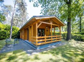 Lodge in Markelo with Sauna and Pool Nearby，位于马尔克洛的酒店