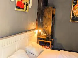 Yose art & guest house