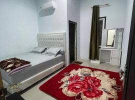 Nora Homestay Syariah，位于Cot Damar的酒店
