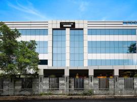 Super Townhouse Oak Alandur Near Chennai Airport Formerly Vijay Park，位于钦奈的酒店