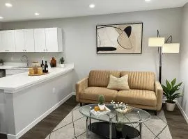 Grand Central Suite 1BD Apt