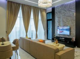 Nimbus Nook Apartments, GRA Ikeja, Lagos，位于伊凯贾的带停车场的酒店