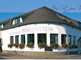 Hotel & Restaurant Braunstein - Pauli´s Stuben，位于新锡德勒湖畔普巴赫的酒店