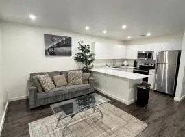 Central Dallas - Alluring 1 Bed 1 Bath