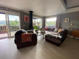 Cabin for rent in scenic Stryn，位于史特林的酒店