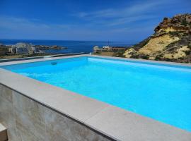 Yellow Hill Penthouse，位于泽布季的酒店