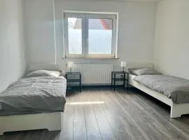 Monteur- und Arbeiterunterkunft Adlerstraße