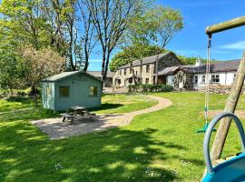 Kionslieu Farm Cottages，位于Foxdale的带按摩浴缸的酒店