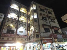 hotel shiv，位于德瓦尔卡的酒店