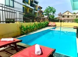 Aman Riverside Hotel