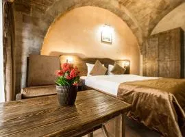 Passage Antique Hotel