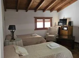 Los Duendes By Travel Home