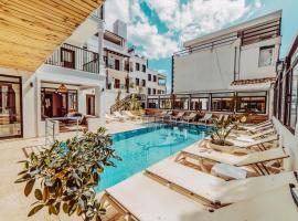 The Lume Boutique Hotel & Restaurant & Spa，位于博德鲁姆的酒店