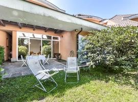 Rododendro Rosso - Happy Rentals，位于伊斯普拉的酒店