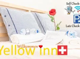 YELLOW INN - SIMPLE ROOMS -- OLMA Messen & Autobahn 1 Min, HSG 6 Min, Spital 7min, günstige Parkplätze