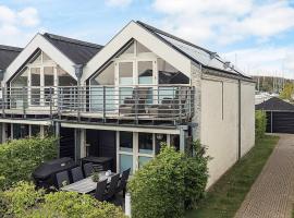 5 star holiday home in Køge，位于克厄的酒店