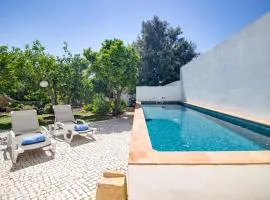 Vila Vintage Beach 3,5km Pool AC WiFi Billiard